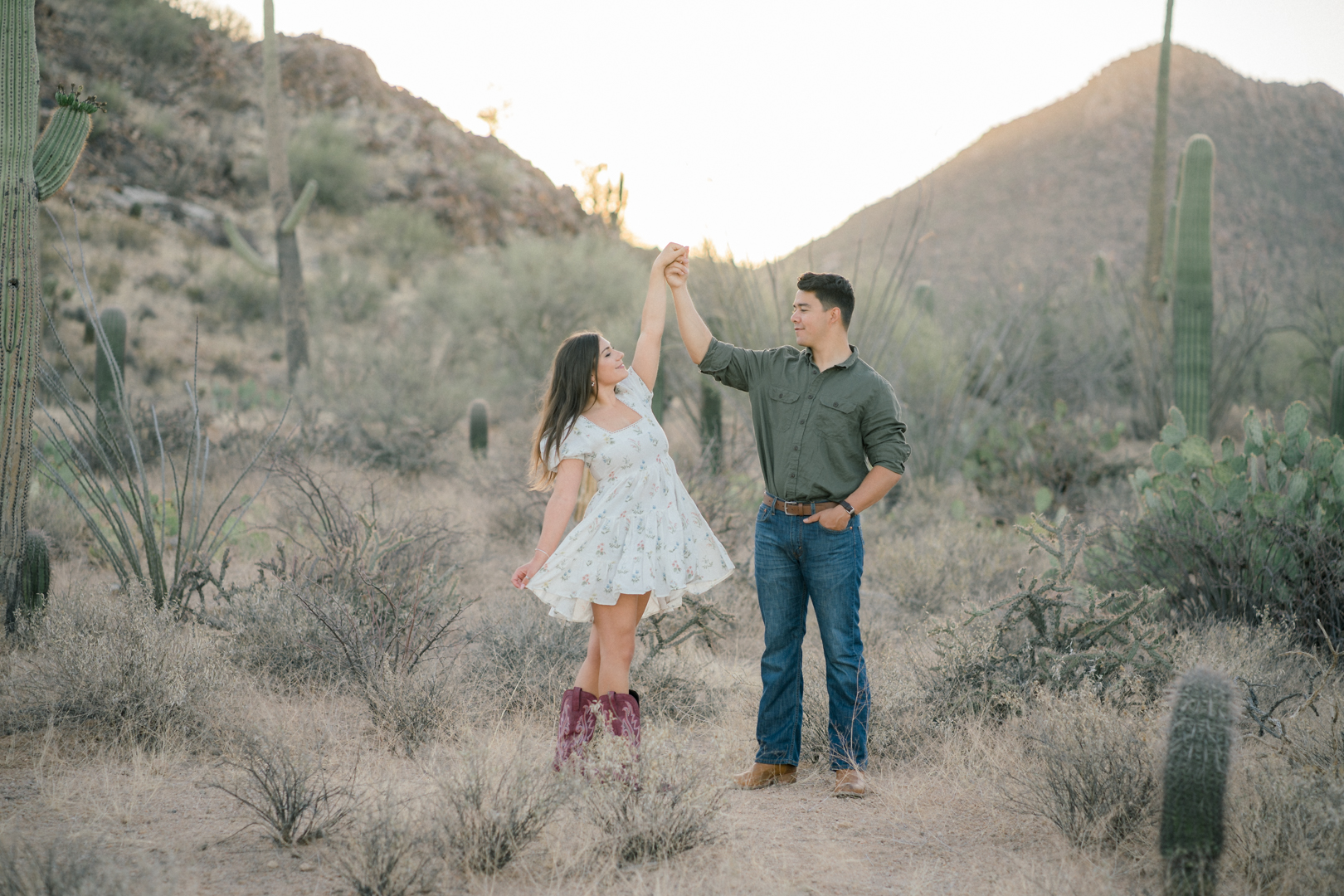 couples in the desert photos